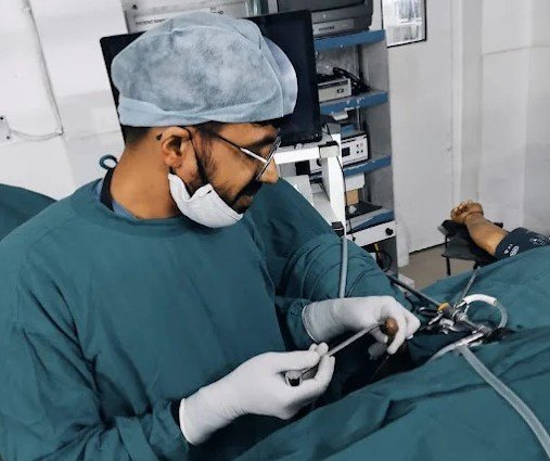 Best Urology Specialist in North Delhi